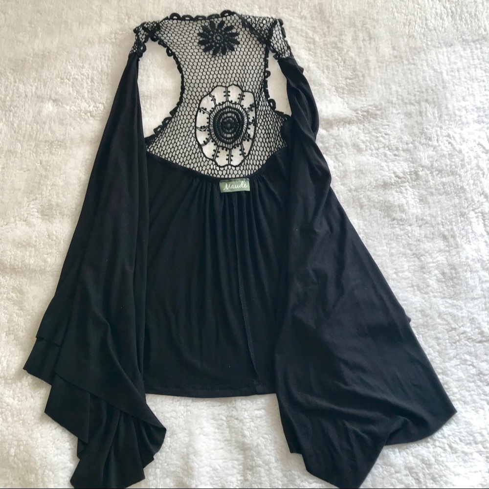 Maude black vest